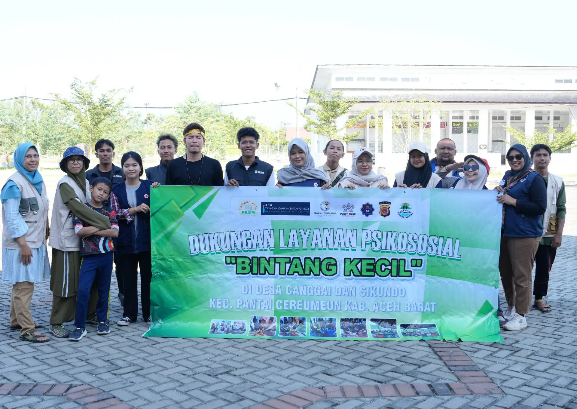 FISIP UTU, Komunitas Bintang Kecil, Daratan Samudera serta RPMM (Relawan Petani Muda Milenial) Gelar Kegiatan Psikososial dan Penyaluran Donasi bagi Korban Banjir di Desa Canggai Pante Ceureumen, Aceh Barat