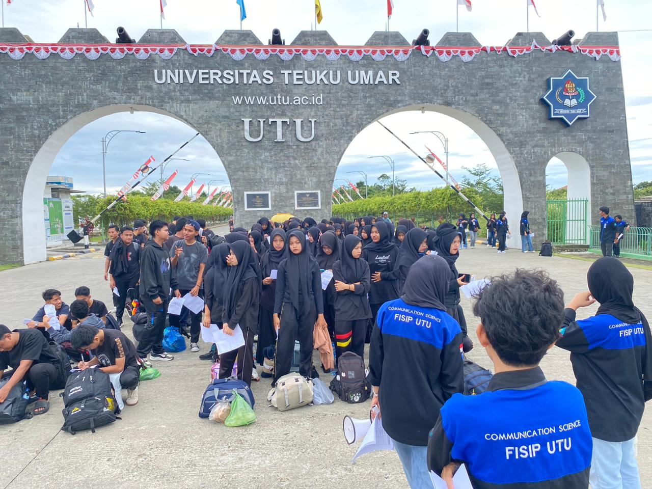 Mahasiswa Baru Ilmu Komunikasi Gelar Inauguration Camp 2025 di Panga
